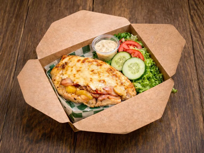 Pechuga rellena plátano maduro