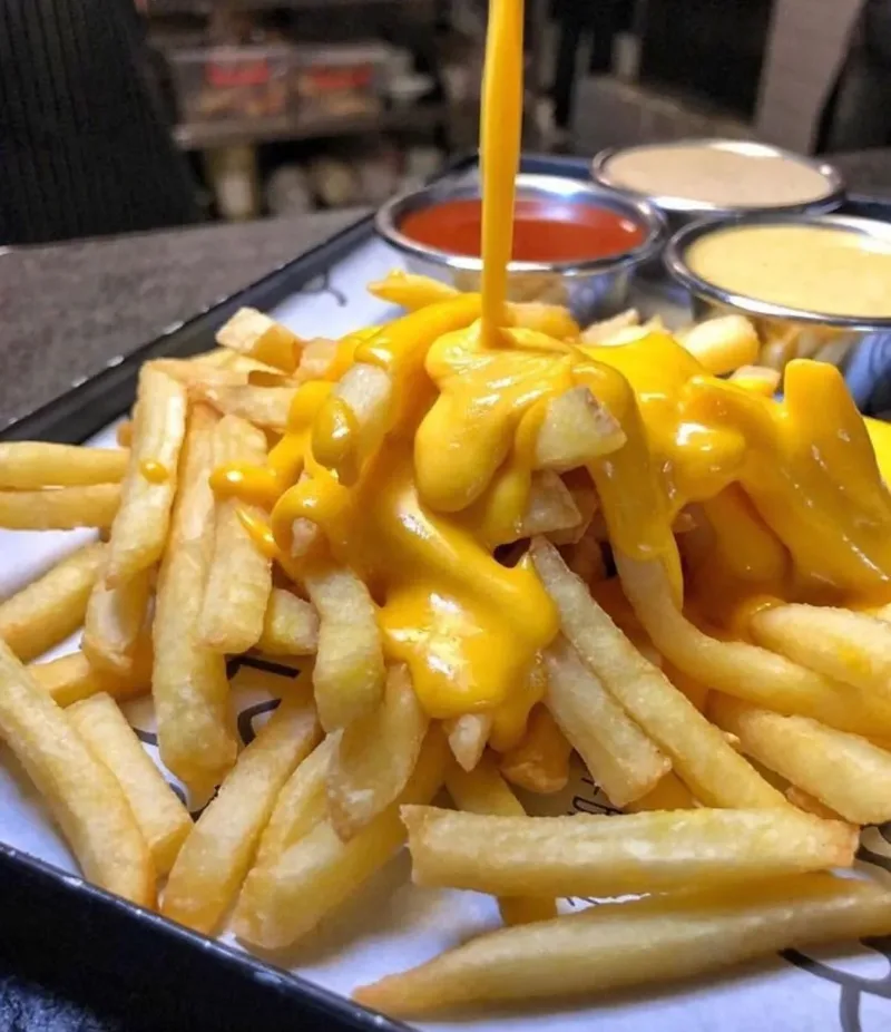 Papas Con Queso Pequeña